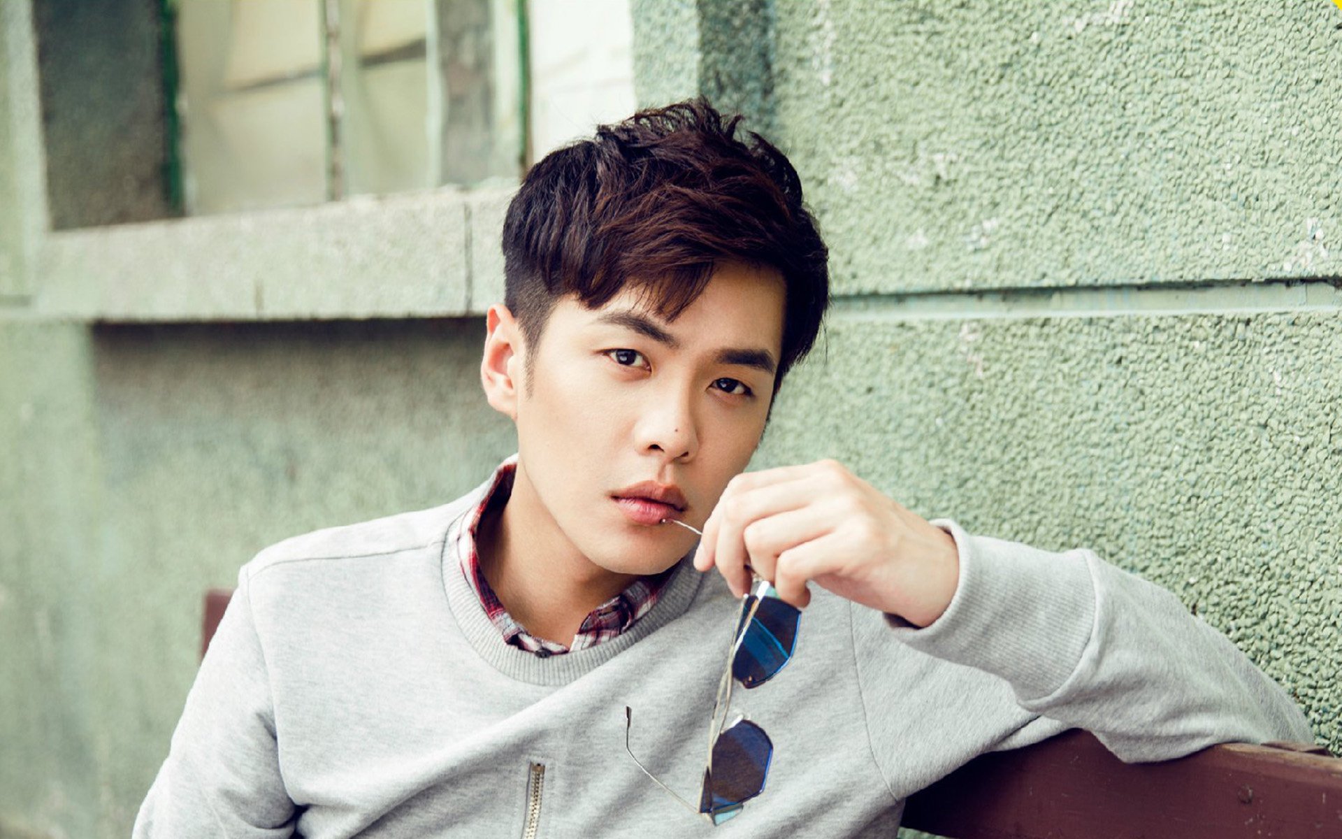 九游9游-西班牙足球展现拉玛西亚血统,西班牙人3_0马拉加